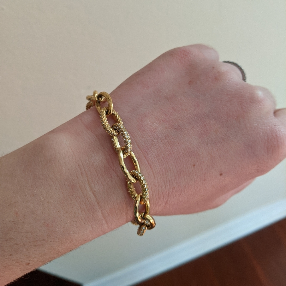 Stella & Dot gold chain bracelet with diamonda